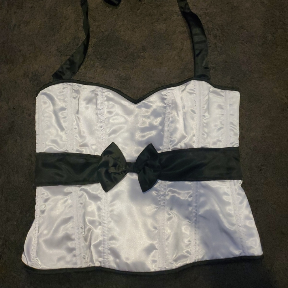 Plus Size 4x Black & White Satin Corset